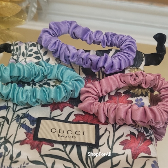 Brand new Gucci exclusive bundle - Picture 11 of 15
